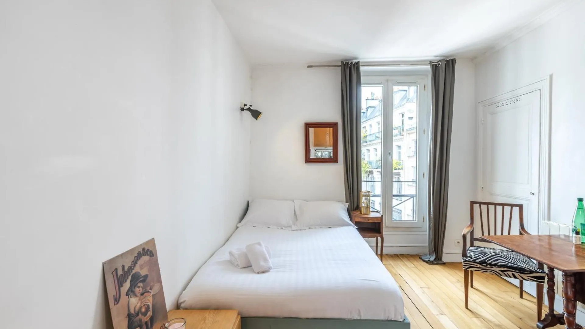 Charming In North Center Apartment *